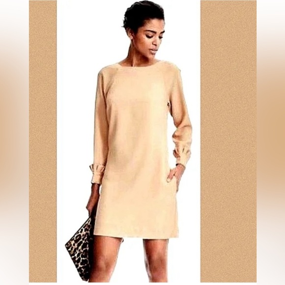 BANANA REPUBLIC Buff Beige ruffle cuff crepe shift dress size 2.‎ - Picture 1 of 14